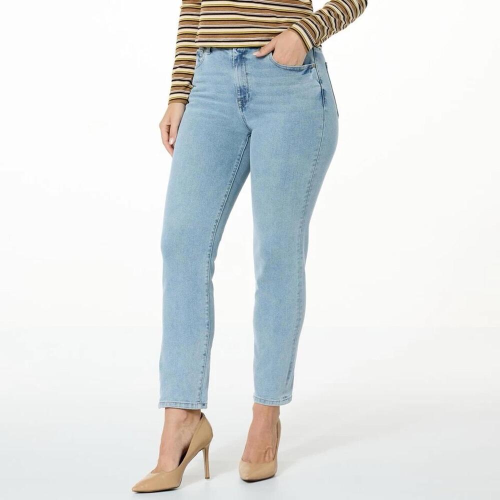 NWT La Joie Comfort Stretch High Rise Straight Leg Jeans Size 8 - Picture 1 of 5